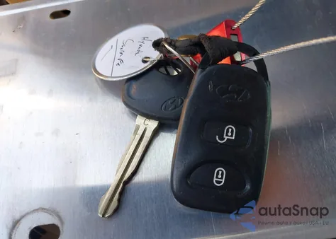 2011 Hyundai Santa Fe Gls from USA, damaged, VIN 5XYZG3AB4BG078363